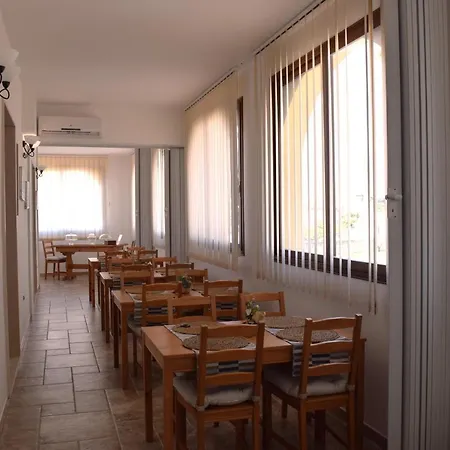 Le Mimose 3*