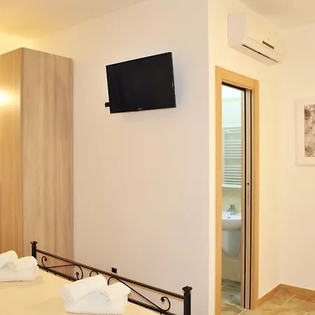 Le Mimose 住宿加早餐酒店