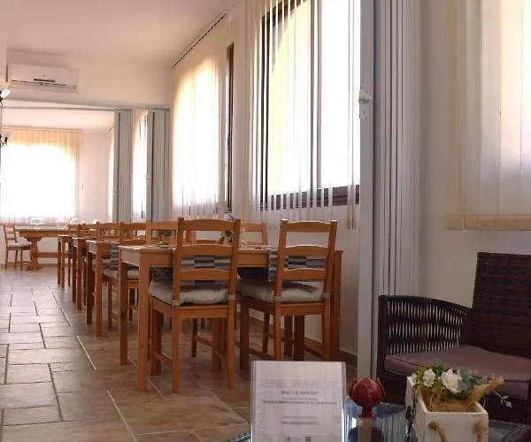 Le Mimose Bed & Breakfast Pulsano