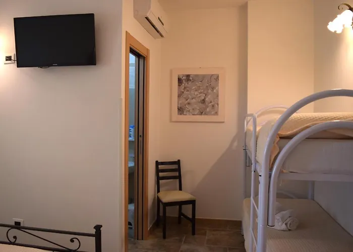 Le Mimose Bed & Breakfast 3*